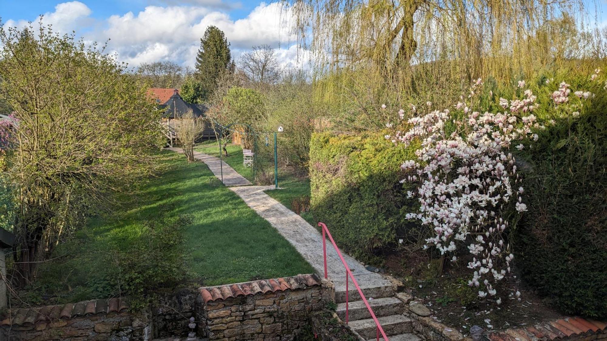 Gite La Volette Moulins-Saint-Hubert Exterior foto